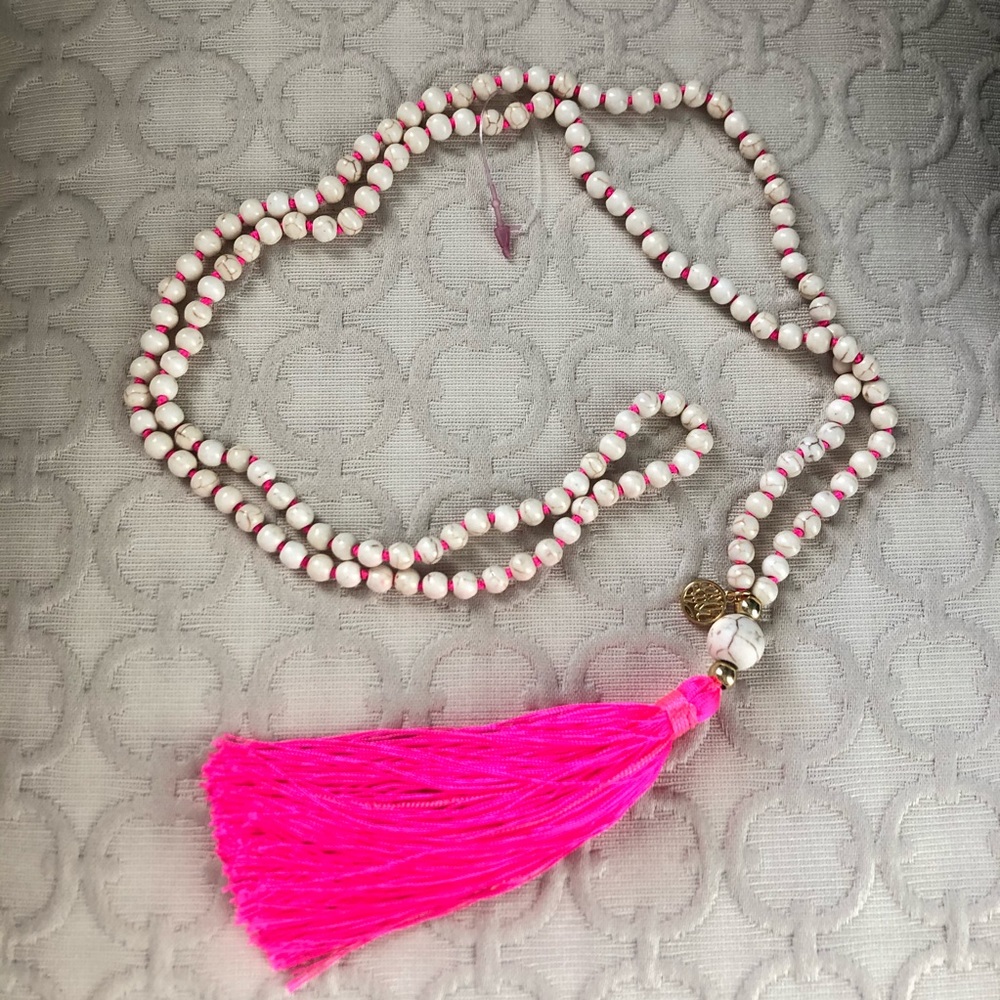New Lilly Pulitzer Long Pink Tassel necklace